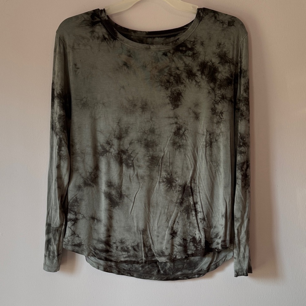 American Eagle Soft & Sexy Tie-Dye Large Long Sleeve Shirt